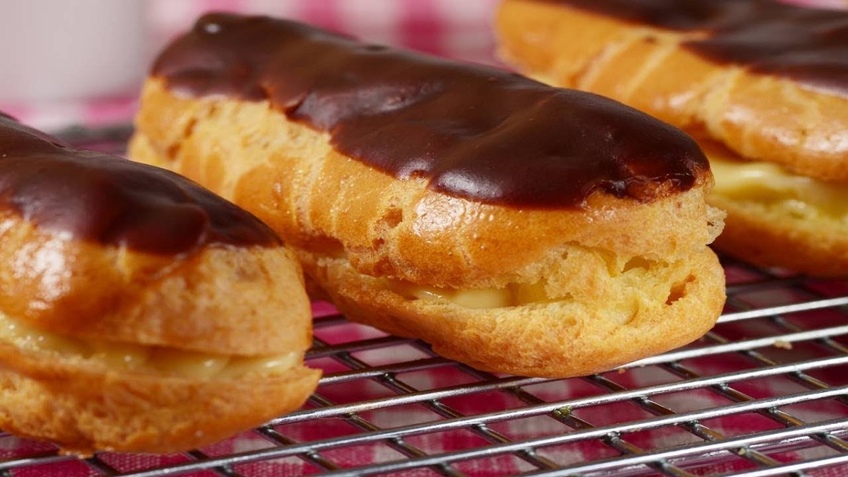 Eclairs au chocolat ou au café un petit plaisir gourmand à déguster
