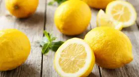 Découvrez 15 astuces pour recycler vos peaux de citrons