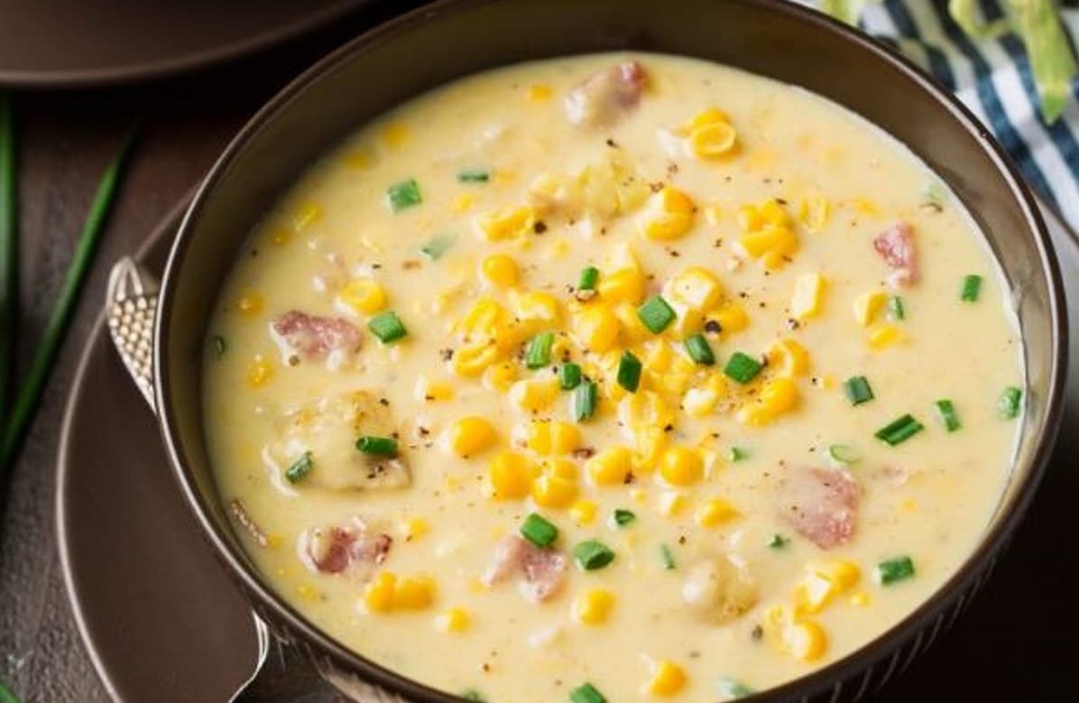 Soupe de maïs crémeuse et épicée : une recette délicieusement gourmande ...