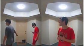 Ils cachent une caméra pendant qu'ils volent un colis