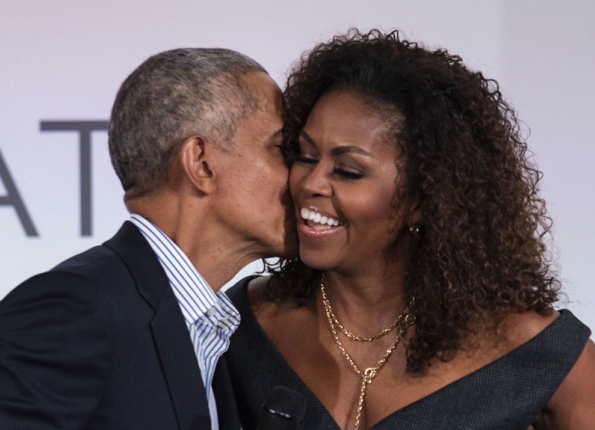Pour leur 28ème anniversaire de mariage, Michelle et Barack Obama s ...