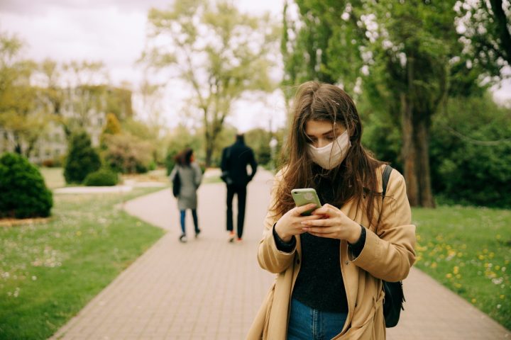 Coronavirus survit sur les écrans de téléphone