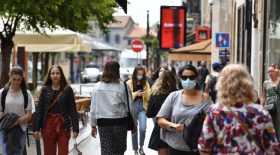 De nouvelles mesures restrictives envisagées pour endiguer la propagation du virus