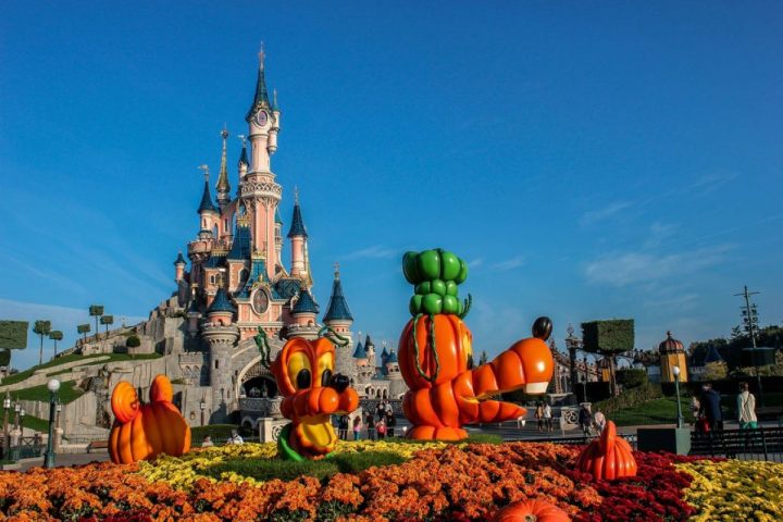 Disneyland Paris annonce la fermeture du parc
