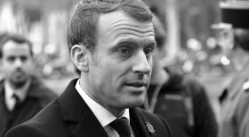 Emmanuel Macron bouleversé