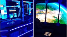 Il aménage une salle de cinéma exceptionnelle