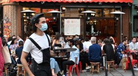 Les restaurateurs réclament une attestation spéciale pour les clients