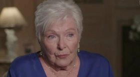 line-renaud-elle-fait-des-revelations-choc-sur-la-mort-johnny-hallyday
