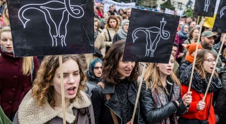 En Pologne, la loi anti avortement connaît un durcissement