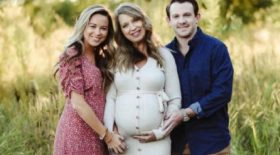 a-51-ans-devient-mere-porteuse-pour-fille-et-donne-naissance-petite-fille