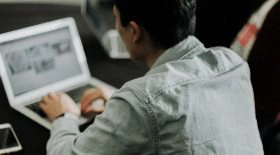 agent-municipal-sest-fait-virer-pour-avoir-regarde-porno-autravail
