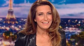 anne-claire-coudray-la-grosse-boulette-de-la-presentatrice-qui-pense-son-micro-eteint