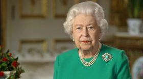 elizabeth 2 enquête brulante reine