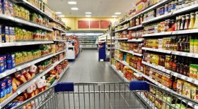 gouvernement grande distribution produits non essentiels