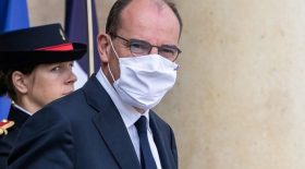 Jean Castex rassure les petits commerçants