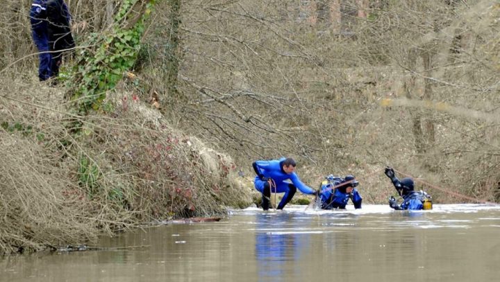 Les gendarmes repêchent un corps sans vie dans la rivière