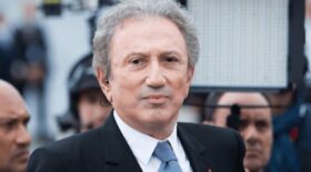 michel-drucker-le-presentateur-donne-des-nouvelles-rassurantes-sur-son-etat-de-sante