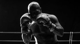 Mike Tyson signe son grand retour