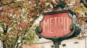 À Paris, attaque à l'arme blanche
