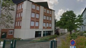 nievre-une-adolescente-se-suicide-en-se-jetant-toit-de-son-lycee