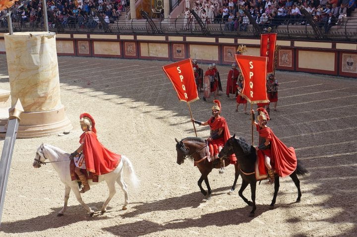 Puy du Fou accusé de maltraitance animale