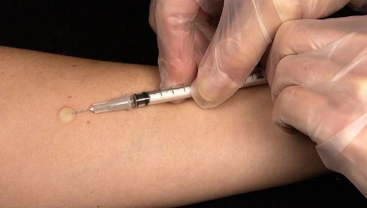 vaccin-pfizer-plusieurs-volontaires-temoignenteffet-secondaire-alarmant