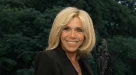 La chanteuse Sia trouve Brigitte Macron terriblement sexy !
