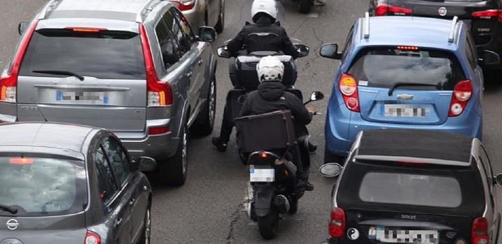 circulation-motos-scooters-législation-amende