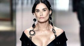 défilé Fendi Demi Moore chirurgie esthétique