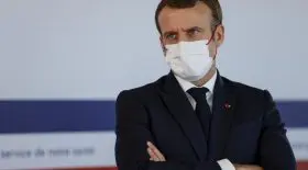 Emmanuel Macron colère campagne de vaccination