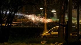 jeune homme mort tête arrachée mortier feu artifice