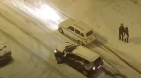 à Madrid, la neige bloque les voitures