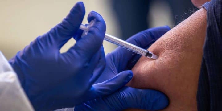 vaccin cas allergie France Olivier Véran covid-19