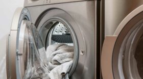 un enfant meurt dans une machine à laver
