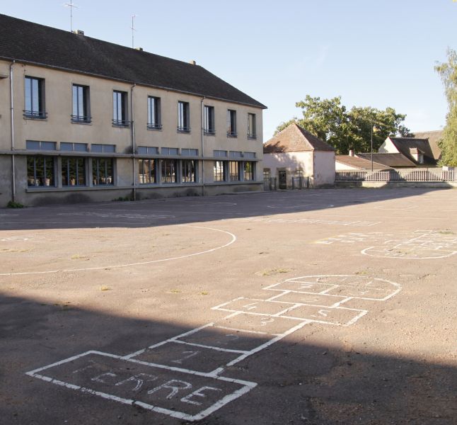 école