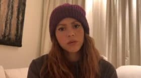 shakira nouveau look cheveux