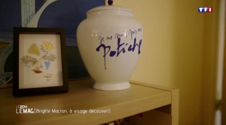 Brigitte Macron possède un vase original