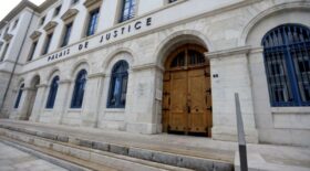 Condamnée à quatre ans de prison pour avoir caché le corps de sa mère dans un congélateur