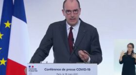 Un détail technique lors de la conférence de presse du Premier ministre a beaucoup agacé les internautes