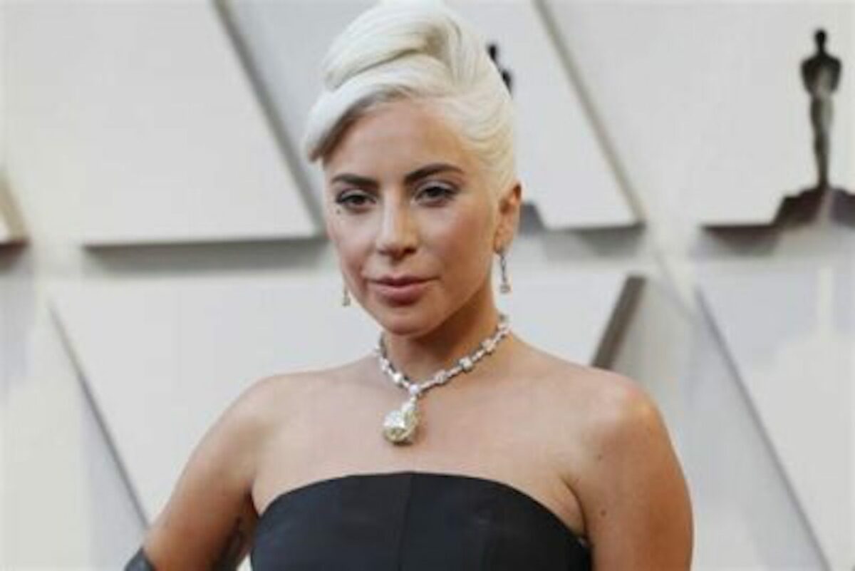 Lady Gaga Sa transformation éblouissante pour son nouveau rôle ! (vidéo)