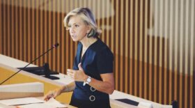 Valérie Pécresse dit qu'il y a une troisième vague violente à Paris