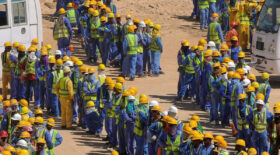 Qatar salaire minimum travailleurs