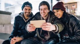 La technique pour un sourire parfait sur vos photos !