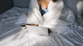 télétravail lit : mauvaise idée