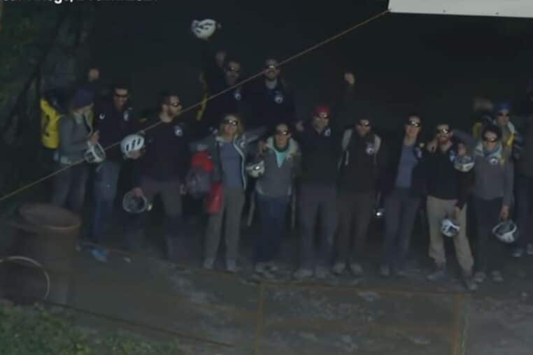 grotte confines deep time