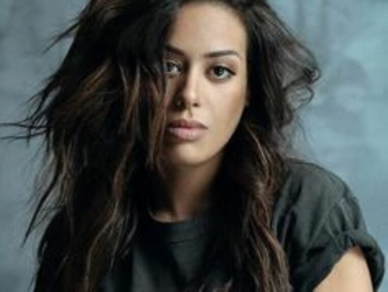 Amel Bent Avant 2