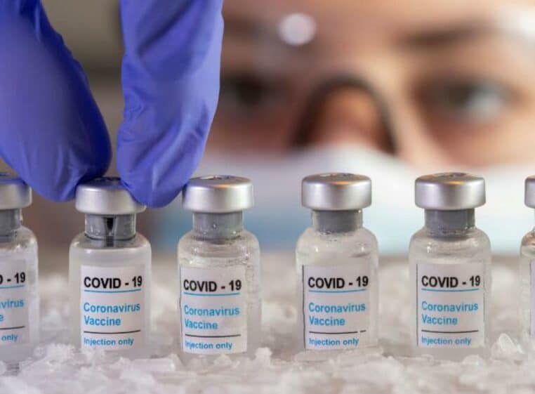 coronavirus pfizer vaccin efficace variants