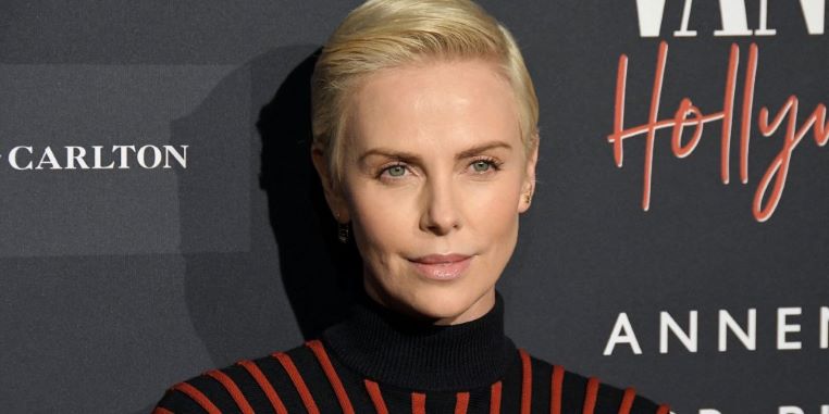 gallerie-stars-perte-parents-charlize-theron