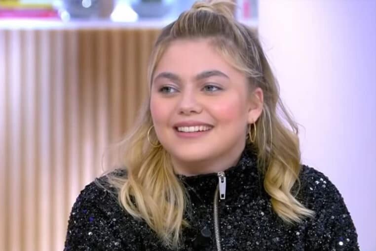 louane-trop-heureuse-sa-fille-esmee-change-completement-vie