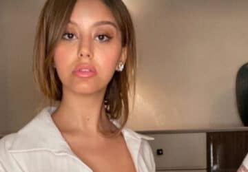 zahia dehar instagram lecture poitrine decollete